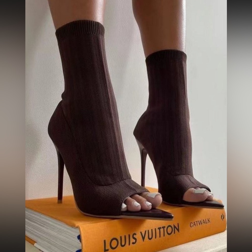 Front open mini boots